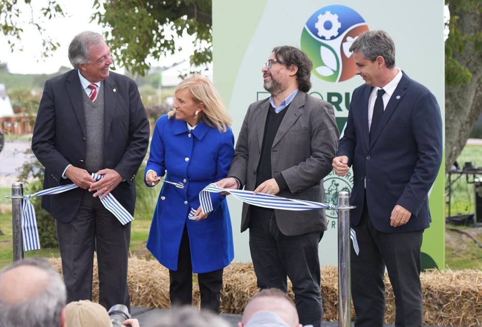 Mattos inaugura Expo Melilla 2024 Mattos inaugura Expo Melilla 2024