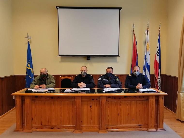 Representantes del MGAP y MI reunidos en Durazno Seguridad rural