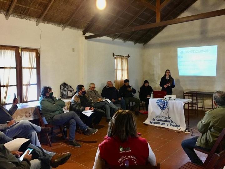 Reunión presencial de la Mesa de Desarrollo de Flores