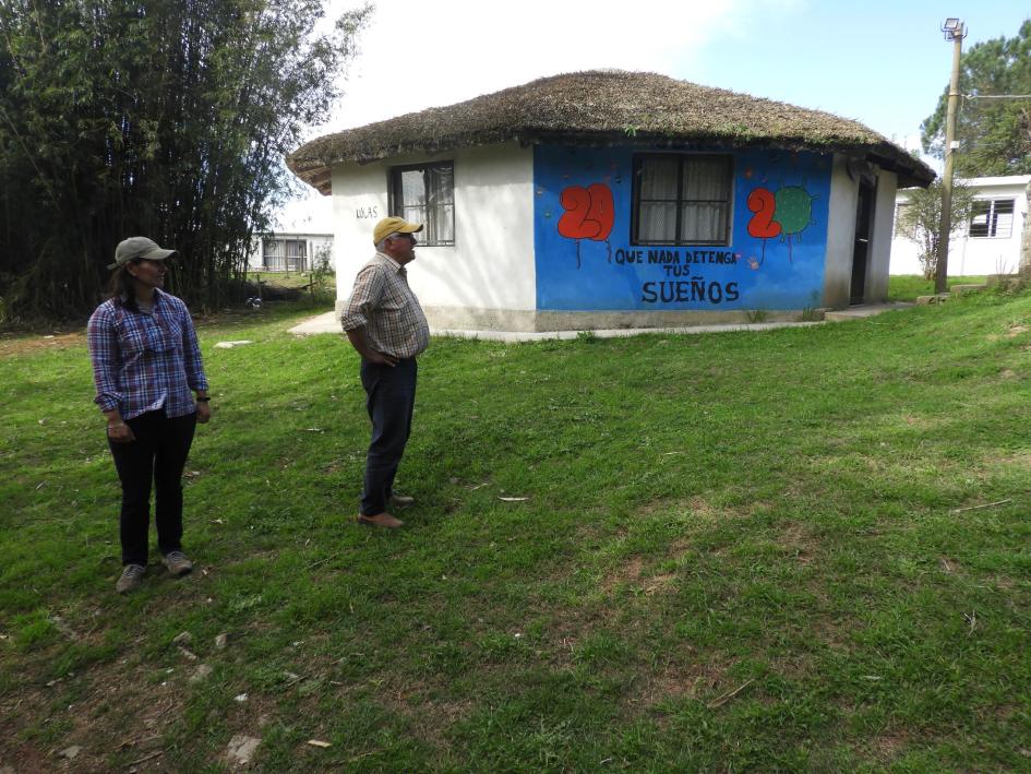 liceo y escuela cerro pelado