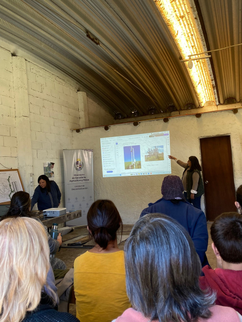 Charla en la MDR del este de Colonia