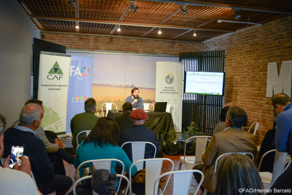 Presentación de Guía en visitas pedagógicas con CA