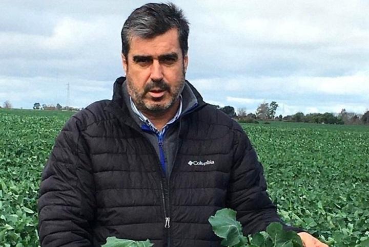 Presidente de la Agropecuaria de Dolores, Ing. Agr. Andrés Alayón Presidente de la Agropecuaria de Dolores, Ing. Agr. Andrés Alayón