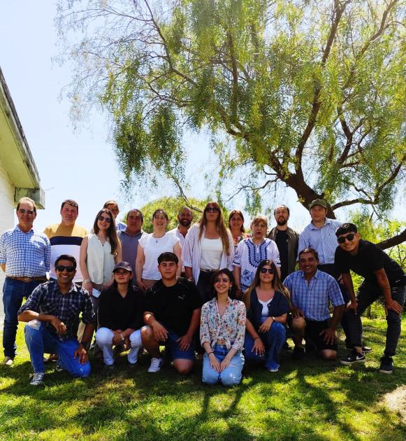 Productores, técnicos, CARU y DINARA Todos juntos.