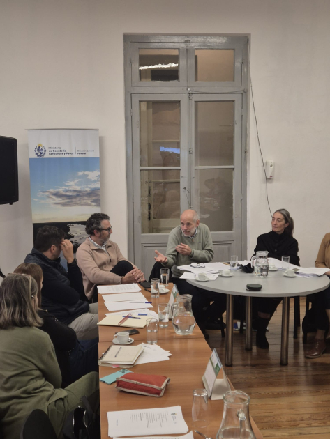 Participantes de la instancia realizada en la sede de la Dirección General Forestal.