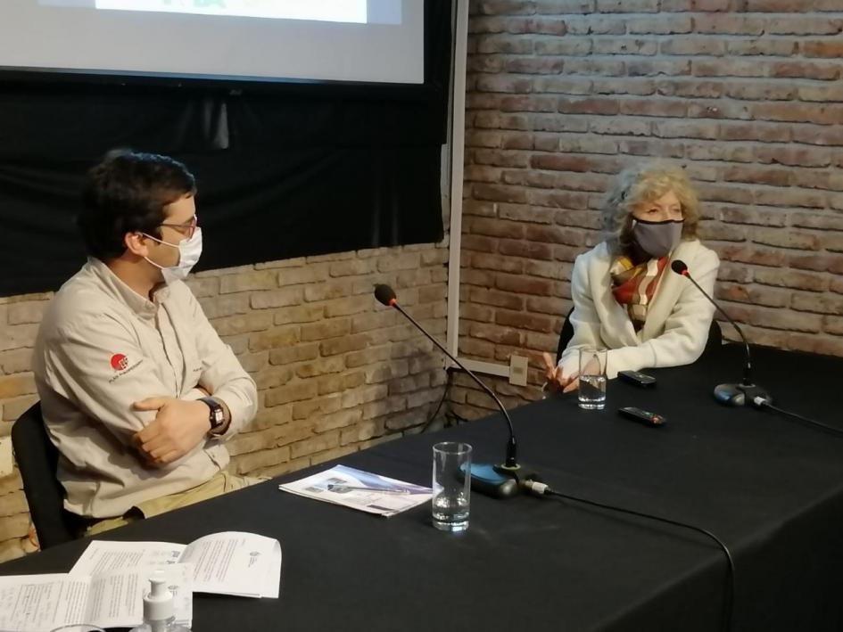  Presencia de aves en cultivos agrícolas y frutícolas. Presentan Lic. Ethel Rodríguez del MGAP y Pablo Areosa del Plan Agropecuario