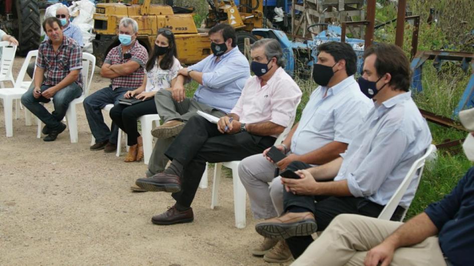 Reunión con productores en San Jacinto