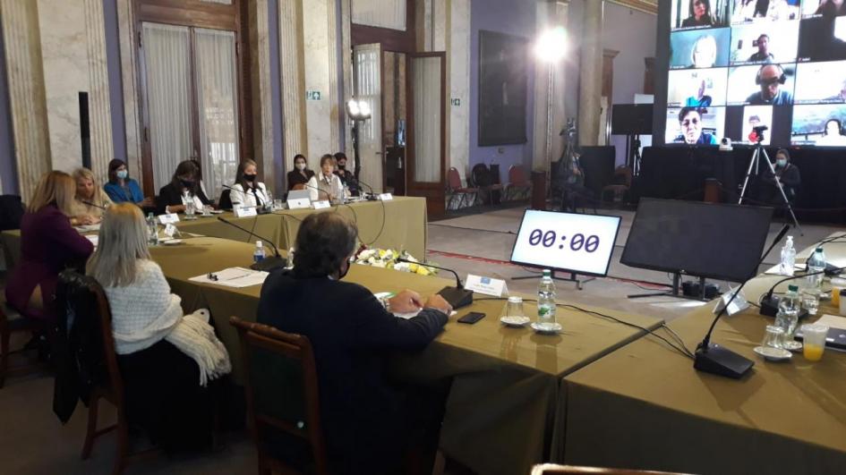 “Sistemas Alimentarios más Saludables, Sostenibles e Inclusivos” “Sistemas Alimentarios más Saludables, Sostenibles e Inclusivos”