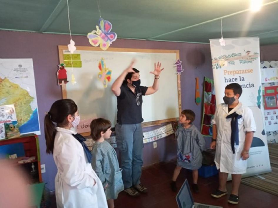 Jornadas de prevención de incendios con alumnos de escuelas rurales Jornadas de prevención de incendios con alumnos de escuelas rurales