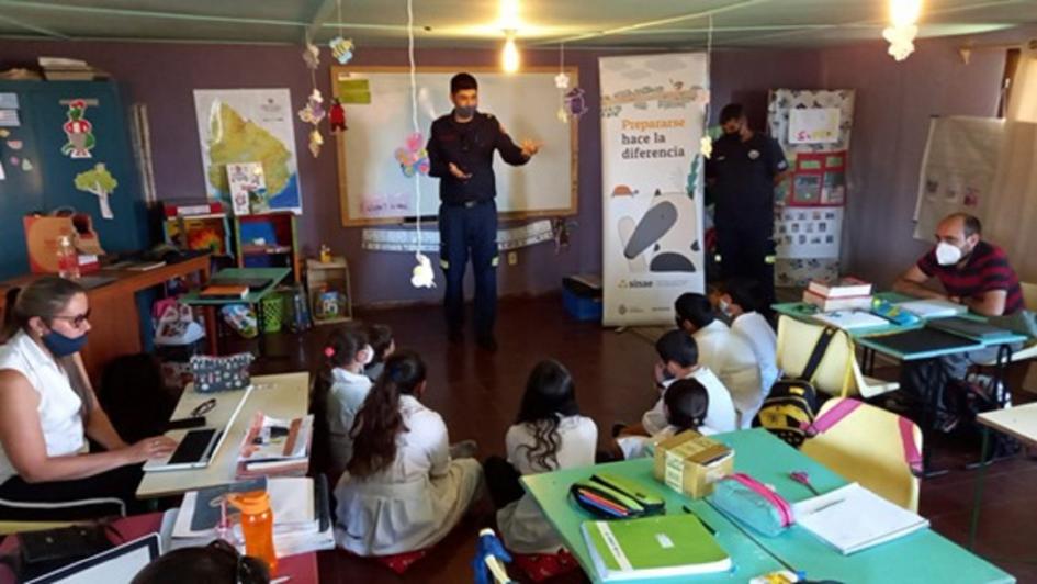 Jornadas de prevención de incendios con alumnos de escuelas rurales Jornadas de prevención de incendios con alumnos de escuelas rurales
