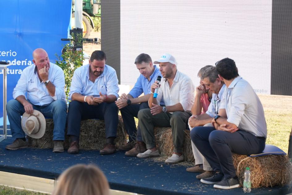 Charla sobre seguros agrícolas Charla sobre seguros agrícolas