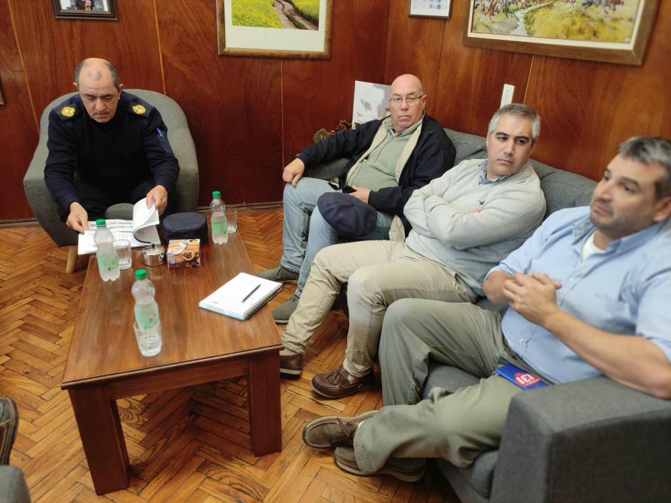 Reunión con autoridades locales Reunión con autoridades locales