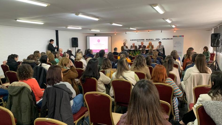 Seminario Buenas Prácticas empresariales en equidad de género Seminario Buenas prácticas empresariales en equidad de género
