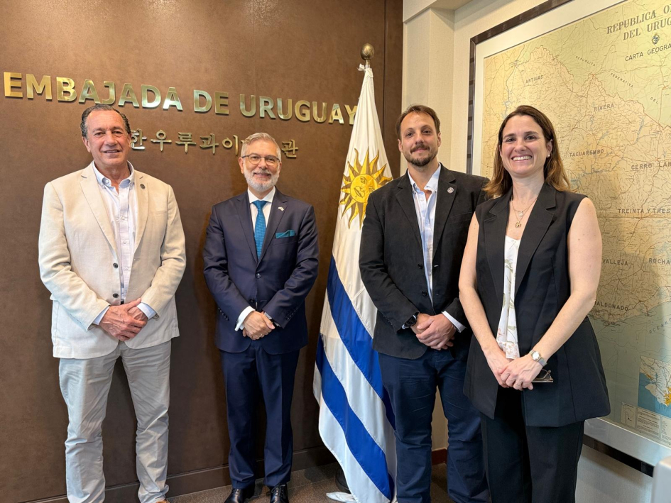 Delegación uruguaya visitó Corea en el marco de memorando de entendimiento Delegación uruguaya visitó Corea en el marco de memorando de entendimiento