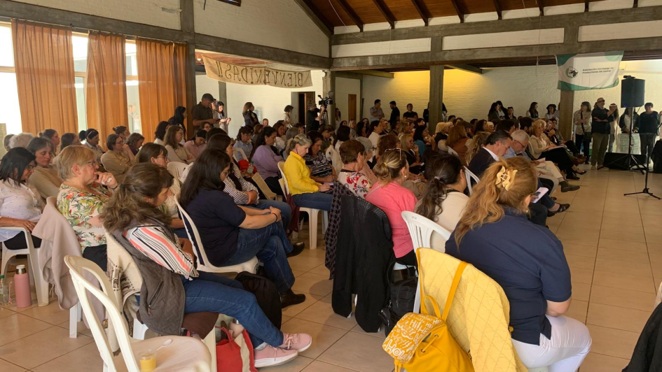 Espacio de Diálogo de Mujeres Rurales Espacio de Diálogo de Mujeres Rurales