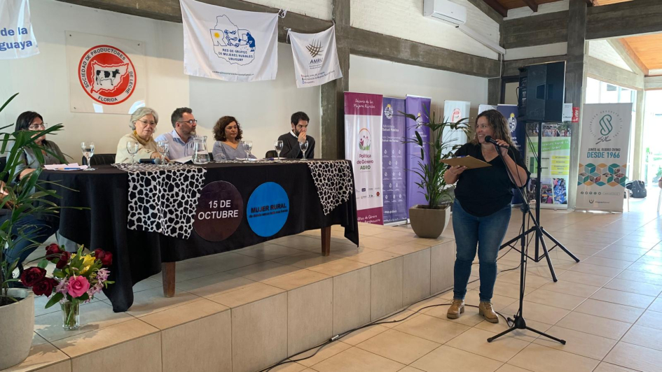 Espacio de Diálogo de Mujeres Rurales Espacio de Diálogo de Mujeres Rurales