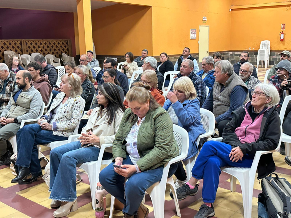 Plan de acción cotorras Plan de acción cotorras