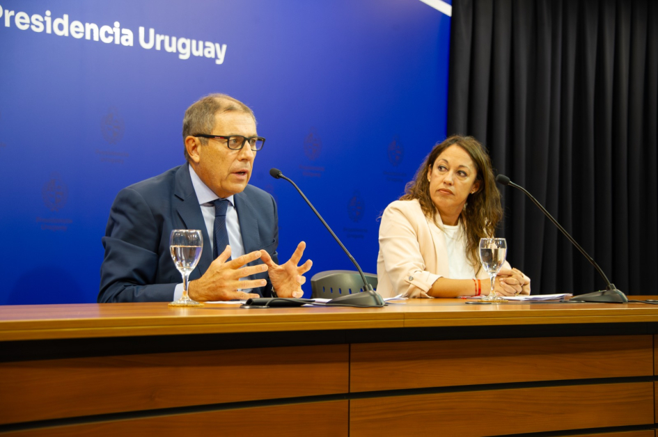 Conferencia de prensa Conferencia de prensa