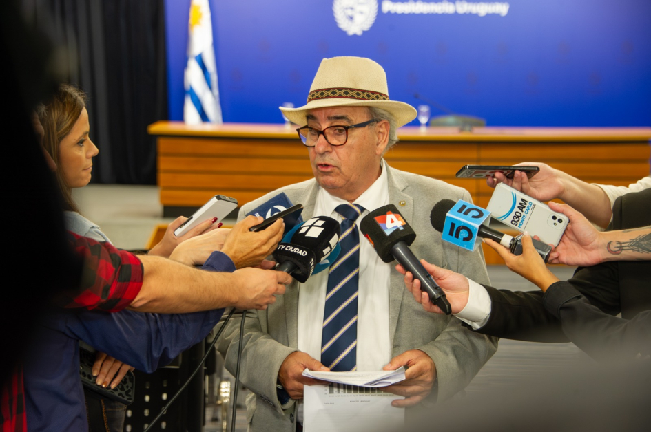 Conferencia de prensa Conferencia de prensa