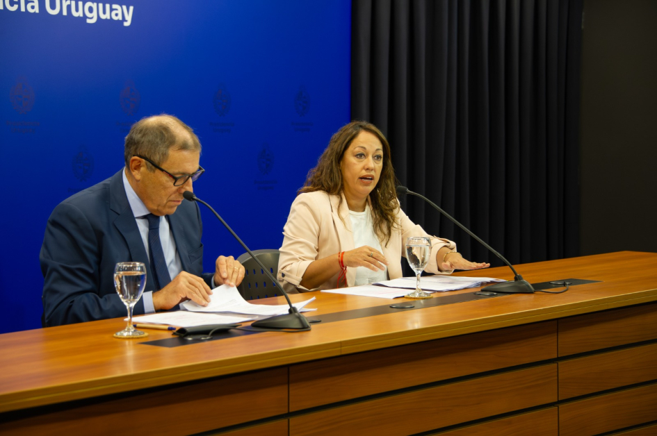 Conferencia de prensa Conferencia de prensa