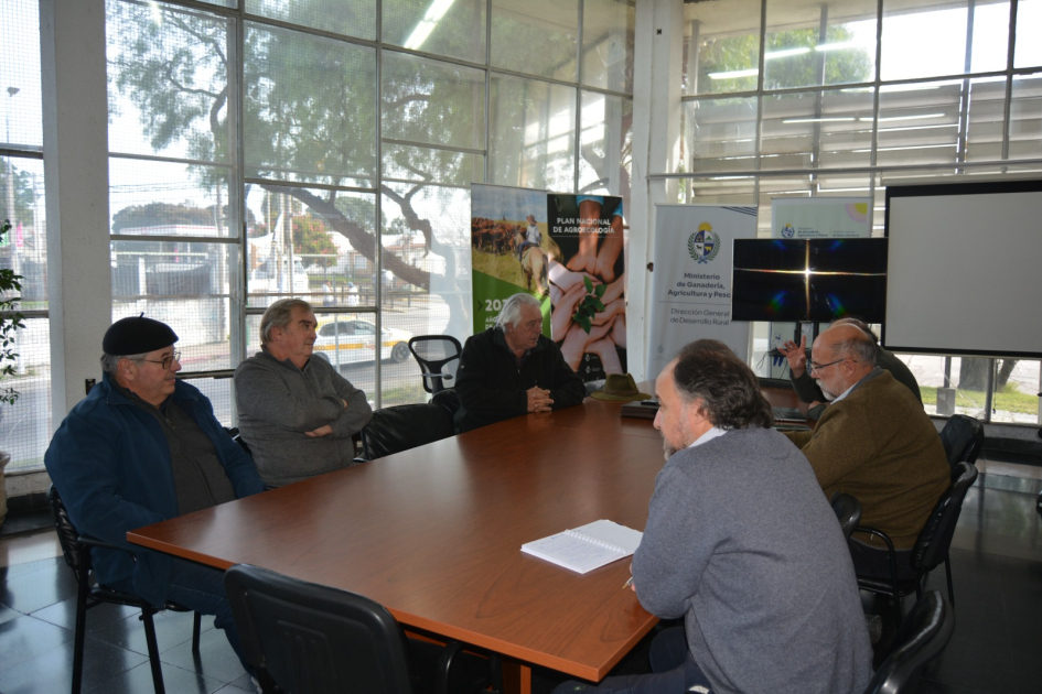reunión DGDR con productores ovinos reunión DGDR con productores ovinos