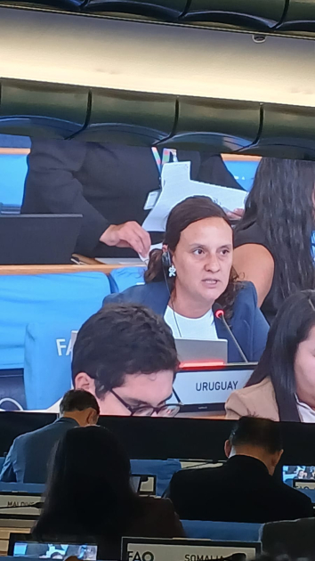 Directora nacional de Recursos Acuáticos, Yamilia Olivera Salsamendi Directora nacional de Recursos Acuáticos, Yamilia Olivera Salsamendi