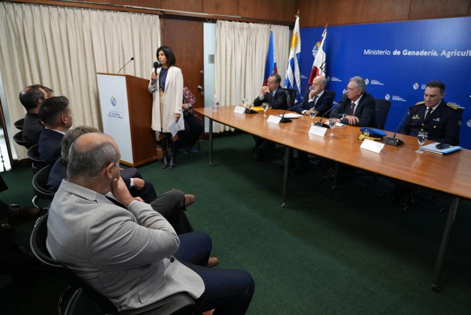 Conferencia de prensa Conferencia de prensa