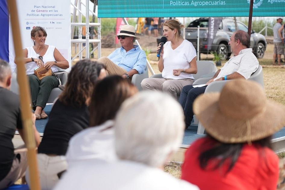 Lanzamiento de convocatorias para mujeres rurales y del agro Lanzamiento de convocatorias para mujeres rurales y del agro