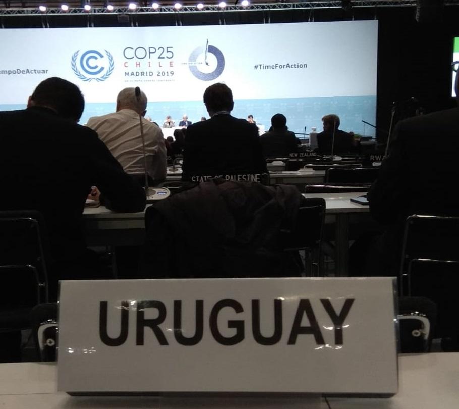 Cartel de uruguay en la Cop25