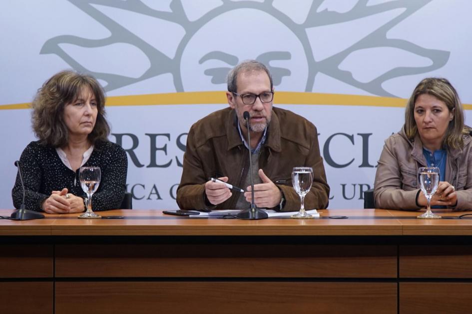 lanzamiento de 2a edición del Llamado “Somos Mujeres Rurales” Autoridades en conferencia de prensa