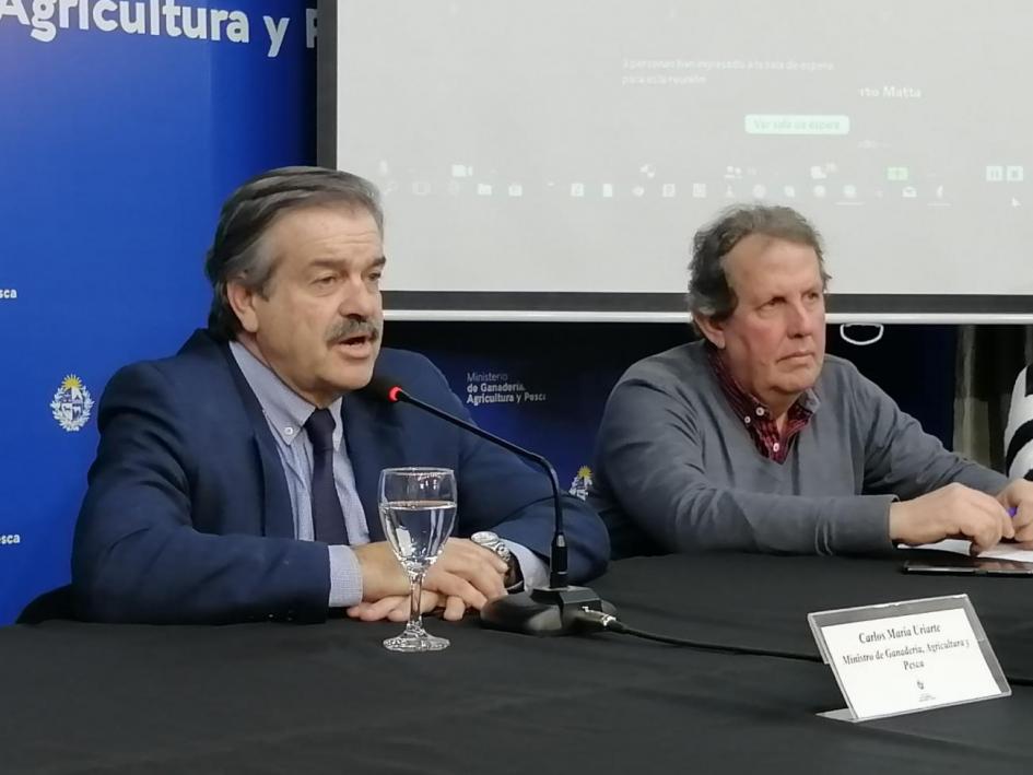 Ministro y director del SNIG Ministro y director del SNIG