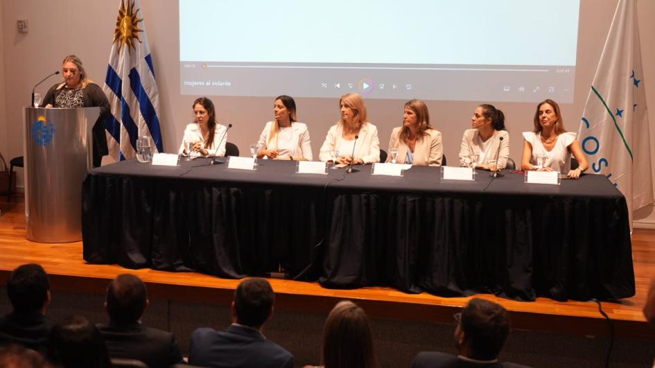 Lanzamiento Mujeres al volante Lanzamiento Mujeres al volante