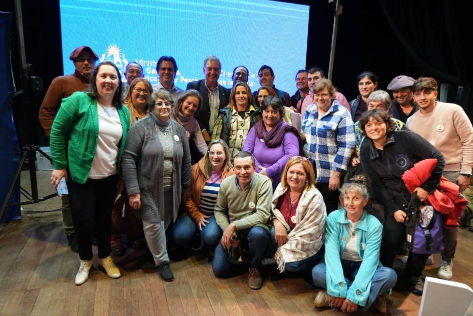 Primer Congreso Nacional de la Granja Primer Congreso Nacional de la Granja