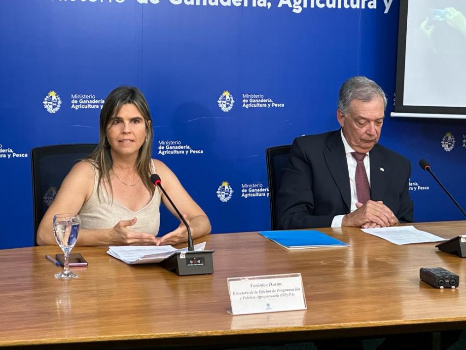 Conferencia de prensa Conferencia de prensa