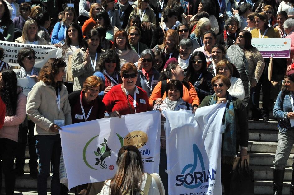 Actividad por el día de la mujer rural