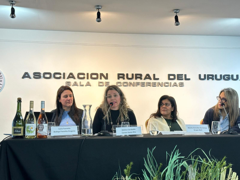 Seminario mujeres rurales empresarias 