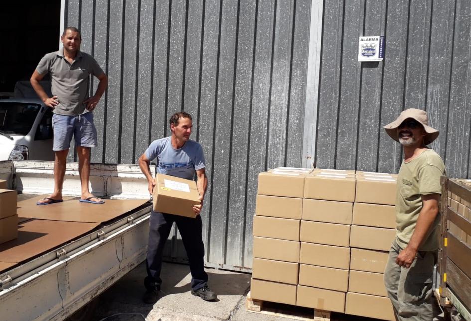 Las ventas al Estado permitieron a los apicultores de Calapis Productores moviendo producción