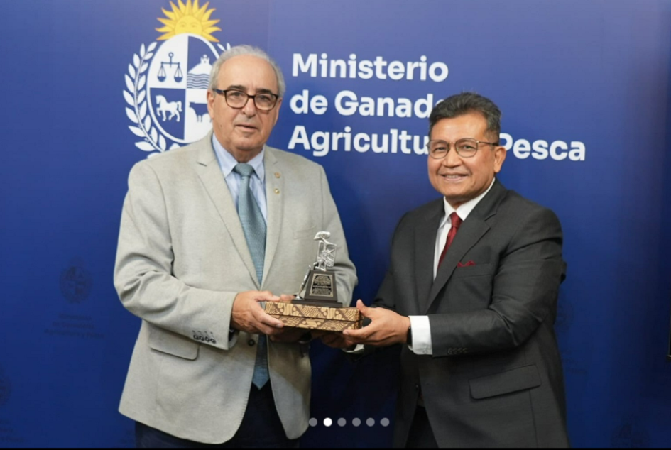 Firma de protocolo con ministerio de Indonesia