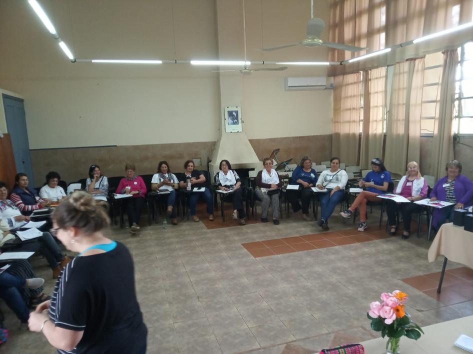 Curso de mujeres referentes de organizaciones nacionales