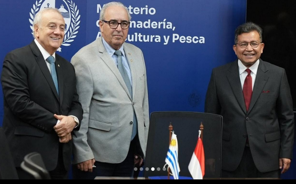 Firma de protocolo con ministerio de Indonesia