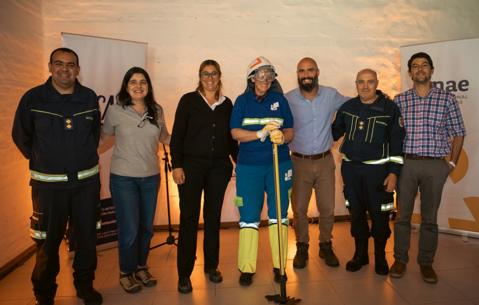 Capacitación para prevenir incendios forestales Capacitación para prevenir incendios forestales