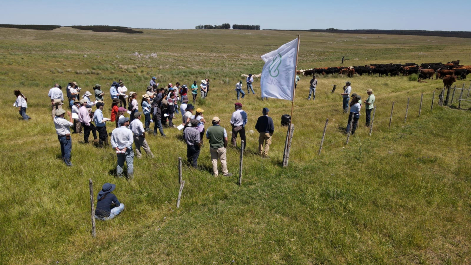 Dia Nacional del Campo Natural y Reconocimientos Paspalum de Oro