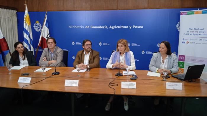 Conferencia de prensa Conferencia de prensa