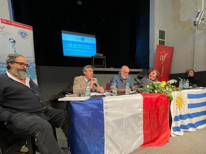 Expositores: “Agua y agricultura: ¿Cómo preservar la calidad del agua?” Expositores: “Agua y agricultura: ¿Cómo preservar la calidad del agua?”