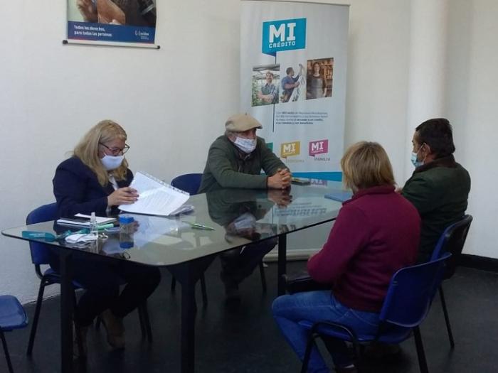 Firma de Conformes con Republica Microfinanzas