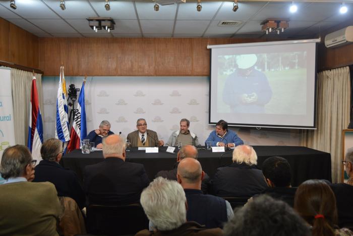 MGAP lanza nueva convocatoria a organizaciones rurales y productores agropecuarios Autoridades en conferencia de prensa