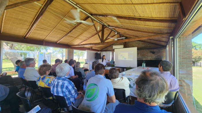 técnicos en jornada sobre silvopastoreo