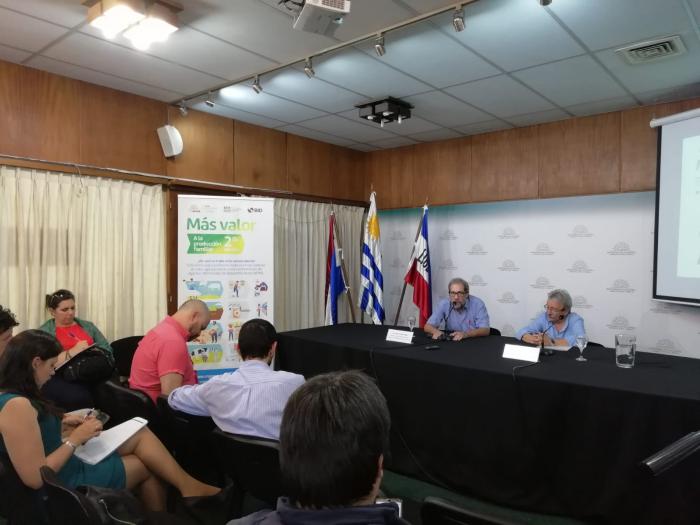 Conferencia de prensa Más valor a la producción familiar Conferencia de prensa Más valor a la producción familiar