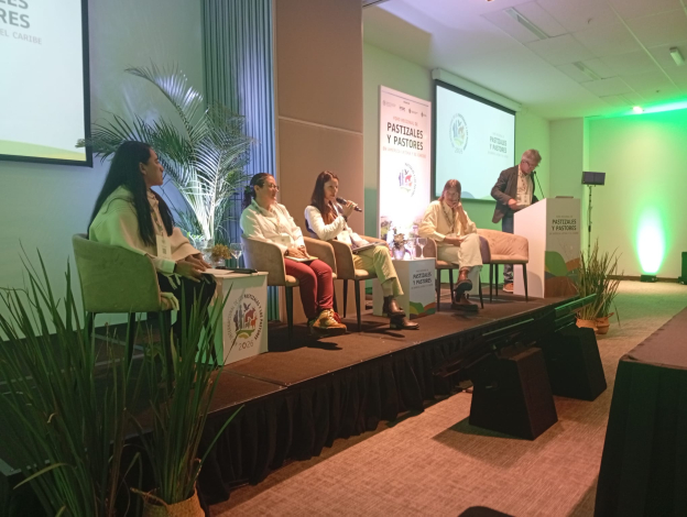 jóvenes en foro pastizales y pastores jóvenes en foro pastizales y pastores