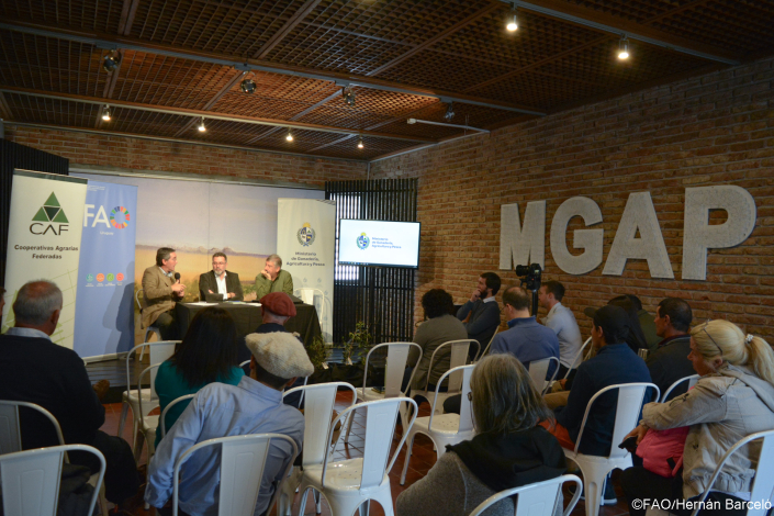 Presentación de Guía en visitas pedagógicas con CA